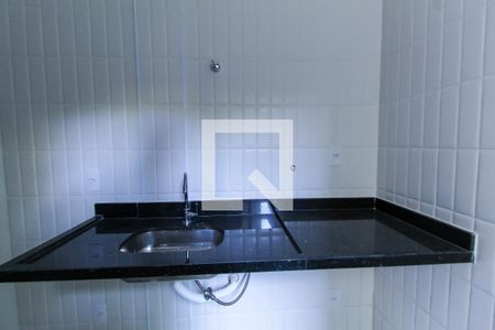 Sala/Cozinha de apartamento à venda com 1 quarto, 28m² em Vila Invernada, São Paulo