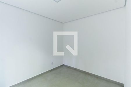 Quarto de apartamento à venda com 1 quarto, 28m² em Vila Invernada, São Paulo