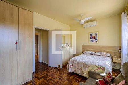Quarto 1 de apartamento à venda com 3 quartos, 80m² em Medianeira, Porto Alegre