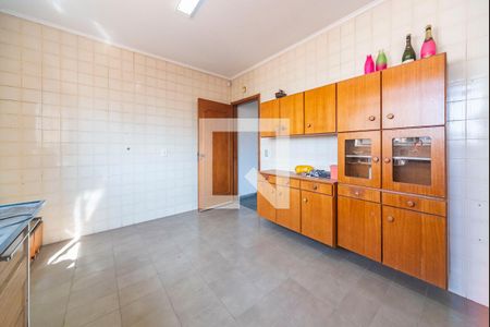 Casa para alugar com 119m², 3 quartos e 3 vagasCozinha