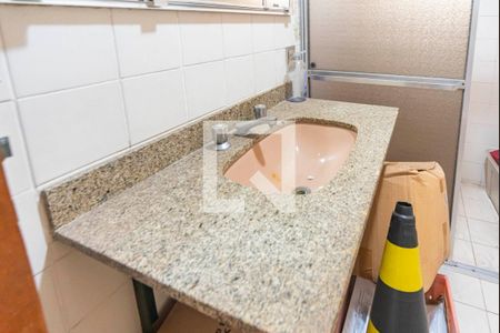 Casa para alugar com 119m², 3 quartos e 3 vagasBanheiro 