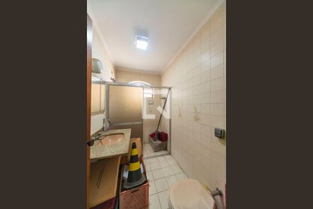 Casa para alugar com 119m², 3 quartos e 3 vagasBanheiro 