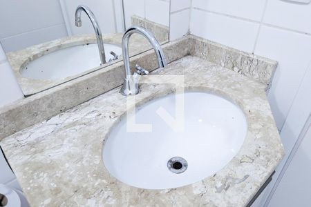Apartamento à venda com 74m², 3 quartos e 2 vagasBanheiro