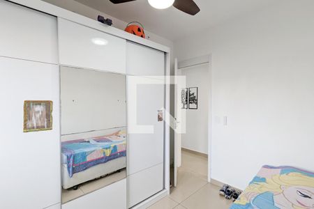 Apartamento à venda com 74m², 3 quartos e 2 vagasQuarto 3