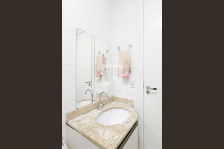 Apartamento à venda com 74m², 3 quartos e 2 vagasBanheiro