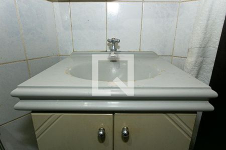 Casa à venda com 125m², 3 quartos e 2 vagasBanheiro Social