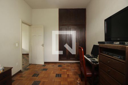 Quarto 1 de casa à venda com 4 quartos, 350m² em Carlos Prates, Belo Horizonte