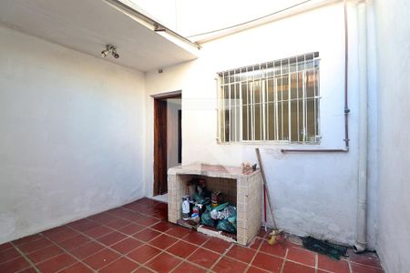 Casa à venda com 111m², 2 quartos e 1 vagaÁrea de Serviço