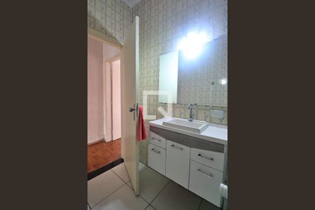 Casa à venda com 111m², 2 quartos e 1 vagaBanheiro Social