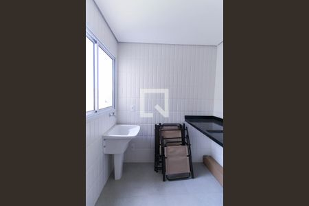 Apartamento à venda com 28m², 1 quarto e sem vaga Apartamento à venda com 28m², 1 quarto e sem vagaÁrea de Serviço