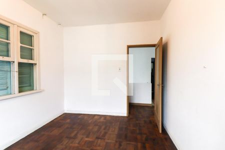 Casa de condomínio para alugar com 215m², 4 quartos e 3 vagasQuarto 1