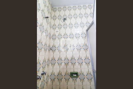 Casa de condomínio para alugar com 215m², 4 quartos e 3 vagasBanheiro Social 1