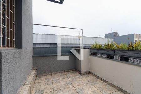 Casa de condomínio para alugar com 215m², 4 quartos e 3 vagasVaranda do Quarto 3