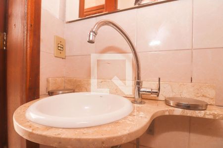 Casa à venda com 400m², 4 quartos e 4 vagasÁrea Externa - Banheiro