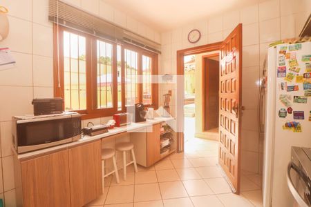 Casa à venda com 400m², 4 quartos e 4 vagasCozinha