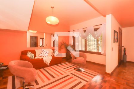 Sala  de casa à venda com 4 quartos, 400m² em Chácara das Pedras, Porto Alegre