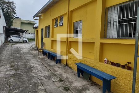 Casa à venda com 440m², 3 quartos e 6 vagas Casa à venda com 440m², 3 quartos e 6 vagasQuintal