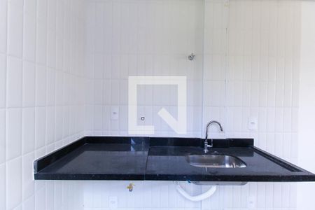 Sala/Cozinha de apartamento à venda com 1 quarto, 28m² em Vila Invernada, São Paulo
