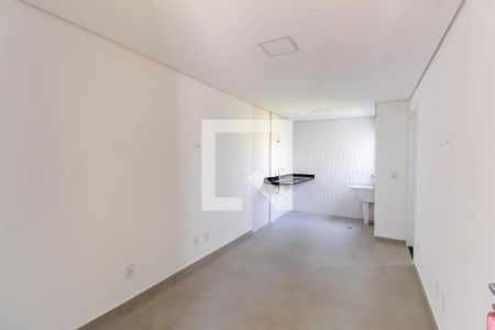 Sala/Cozinha de apartamento à venda com 1 quarto, 28m² em Vila Invernada, São Paulo