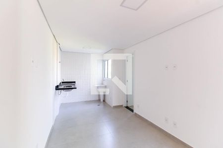 Sala/Cozinha de apartamento à venda com 1 quarto, 28m² em Vila Invernada, São Paulo