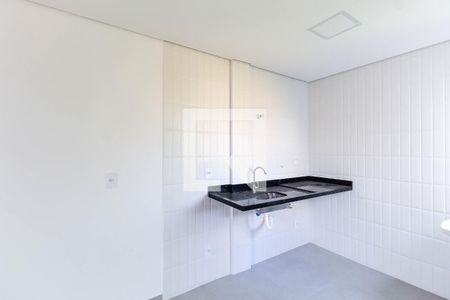 Sala/Cozinha de apartamento à venda com 1 quarto, 28m² em Vila Invernada, São Paulo