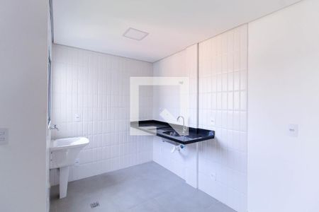 Sala/Cozinha de apartamento à venda com 1 quarto, 28m² em Vila Invernada, São Paulo