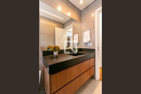 Apartamento para alugar com 110m², 3 quartos e 2 vagas Apartamento para alugar com 110m², 3 quartos e 2 vagasBanheiro Social