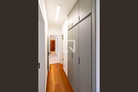 Apartamento para alugar com 110m², 3 quartos e 2 vagas Apartamento para alugar com 110m², 3 quartos e 2 vagasCorredor