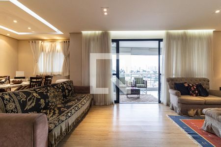 Sala de apartamento à venda com 3 quartos, 140m² em Vila Santo Estefano, São Paulo