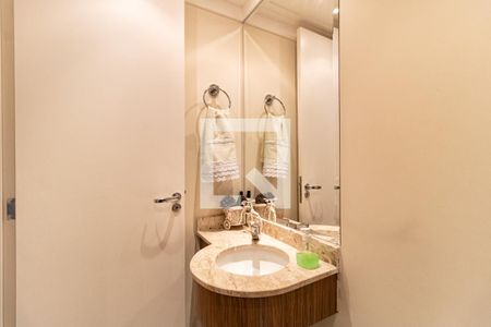 Lavabo de apartamento à venda com 3 quartos, 140m² em Vila Santo Estefano, São Paulo