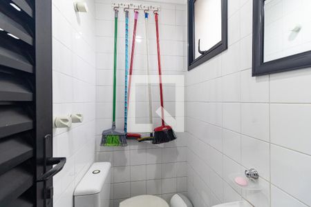 Apartamento à venda com 140m², 3 quartos e 3 vagasBanheiro de Serviço