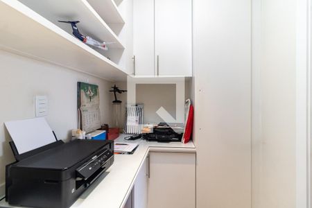 Apartamento à venda com 140m², 3 quartos e 3 vagasEscritório