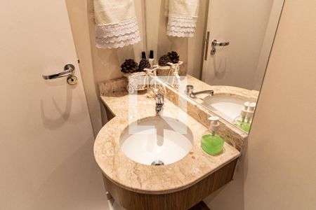 Apartamento à venda com 140m², 3 quartos e 3 vagasLavabo