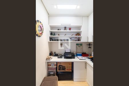 Apartamento à venda com 140m², 3 quartos e 3 vagasEscritório