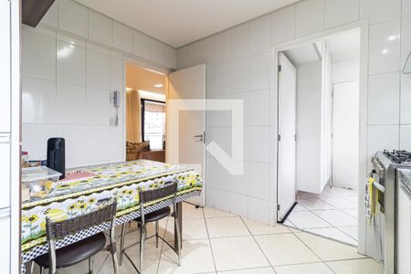 Apartamento à venda com 140m², 3 quartos e 3 vagasCozinha
