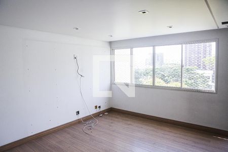 Sala de apartamento à venda com 2 quartos, 160m² em Vila Bastos, Santo André