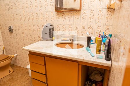 Casa para alugar com 160m², 3 quartos e 4 vagasBanheiro