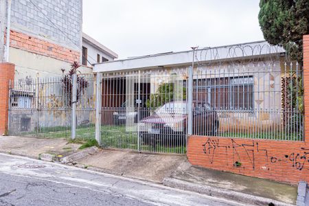 Casa para alugar com 160m², 3 quartos e 4 vagasFachada e Garagem