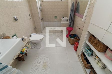 Apartamento à venda com 244m², 3 quartos e 1 vagaBanheiro 1 - Suíte