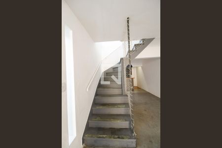Escada Piso Superior de casa à venda com 2 quartos, 140m² em Vila Olímpia, São Paulo