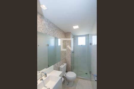 Apartamento à venda com 100m², 2 quartos e 2 vagasBanheiro da Suíte 2