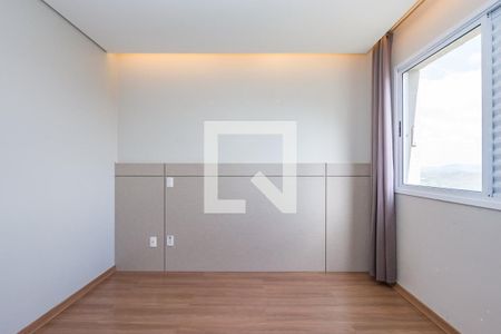 Apartamento à venda com 100m², 2 quartos e 2 vagasSuíte 1