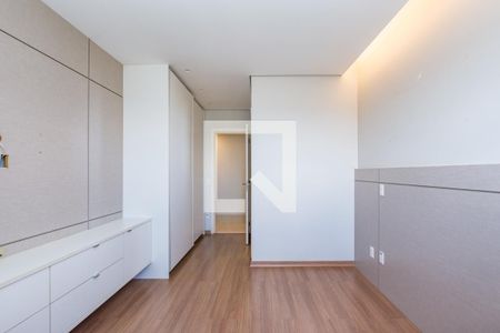 Apartamento à venda com 100m², 2 quartos e 2 vagasSuíte 1