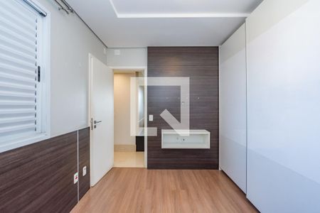 Apartamento à venda com 100m², 2 quartos e 2 vagasSuíte 2