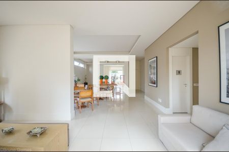 Apartamento à venda com 100m², 2 quartos e 2 vagasSalão de Festas