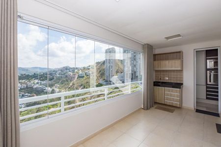 Apartamento à venda com 100m², 2 quartos e 2 vagasVaranda da Sala