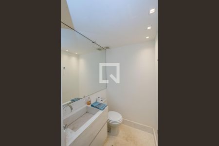 Apartamento à venda com 100m², 2 quartos e 2 vagasLavabo