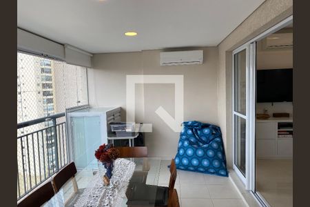 Apartamento à venda com 122m², 3 quartos e 2 vagasVaranda da Sala