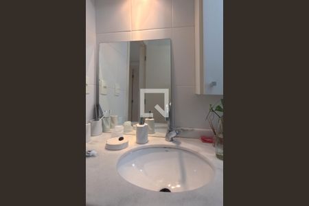 Apartamento para alugar com 80m², 3 quartos e 1 vagaBanheiro 