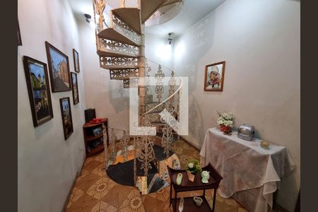 Escada de casa à venda com 3 quartos, 350m² em Piedade, Rio de Janeiro
